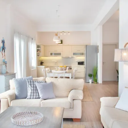 Beautiful House By The Sea Poros Town
